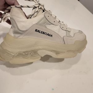 Balenciaga Triple S sneaker